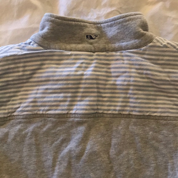 vineyard vines pullover - Picture 2 of 4